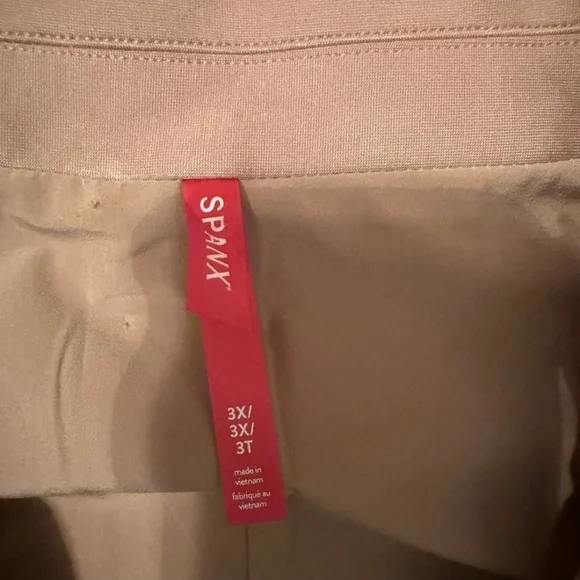 SPANX Elegant Tan Sleeveless Blazer Dress - Picture 4 of 9